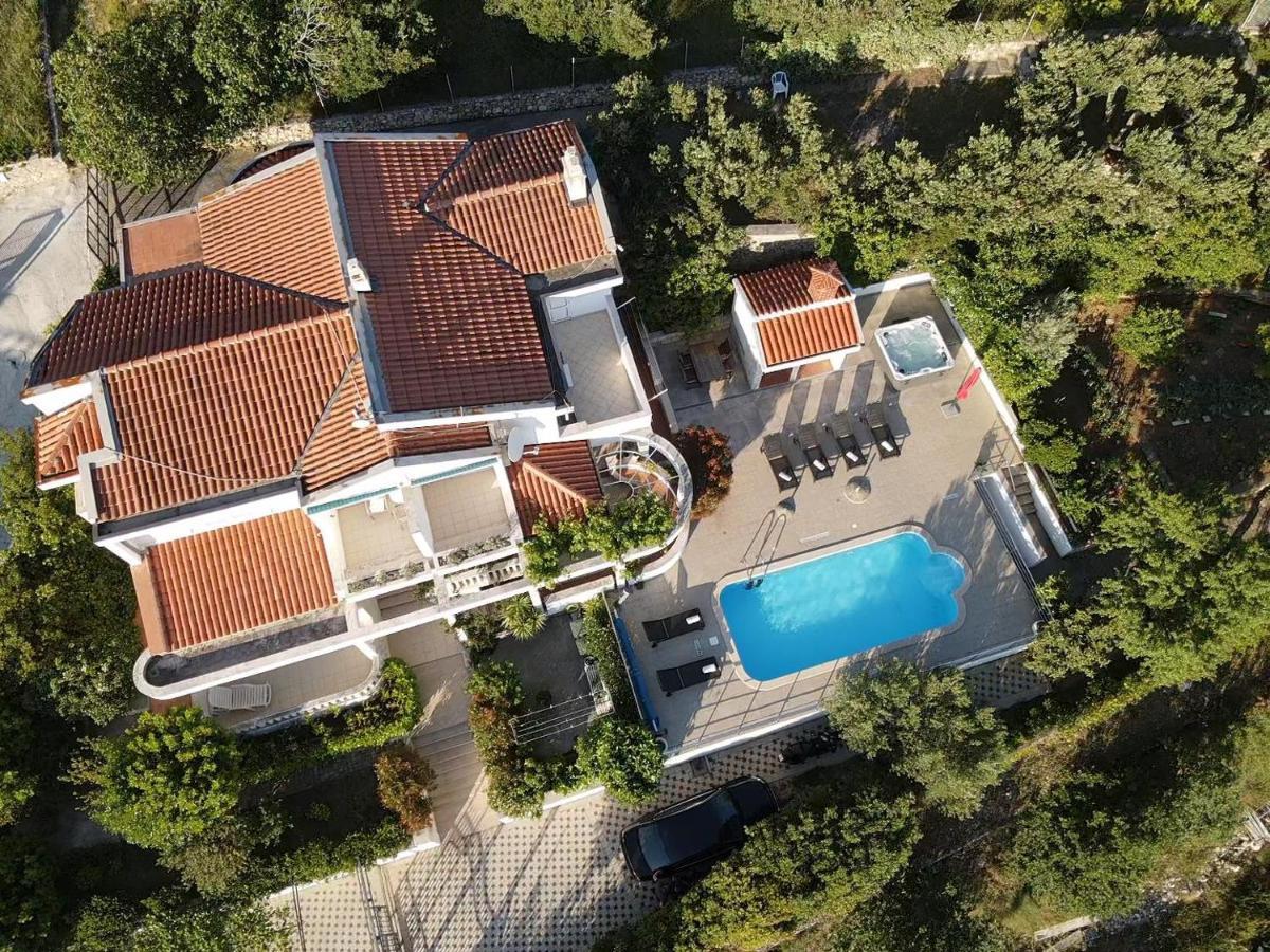 Noa * Makarska